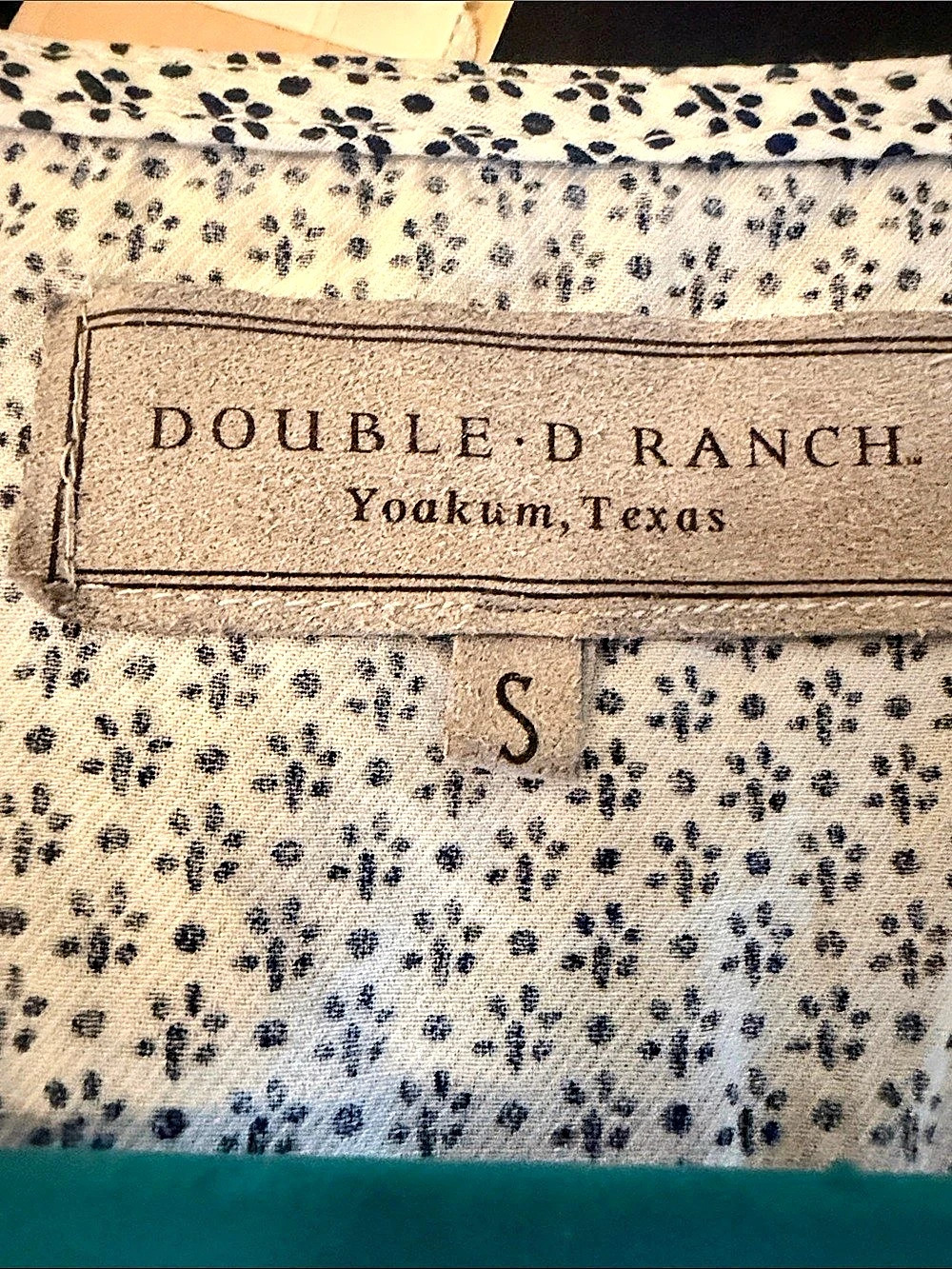 Double D Ranch Floral Embroidered Top - Picture 3 of 4
